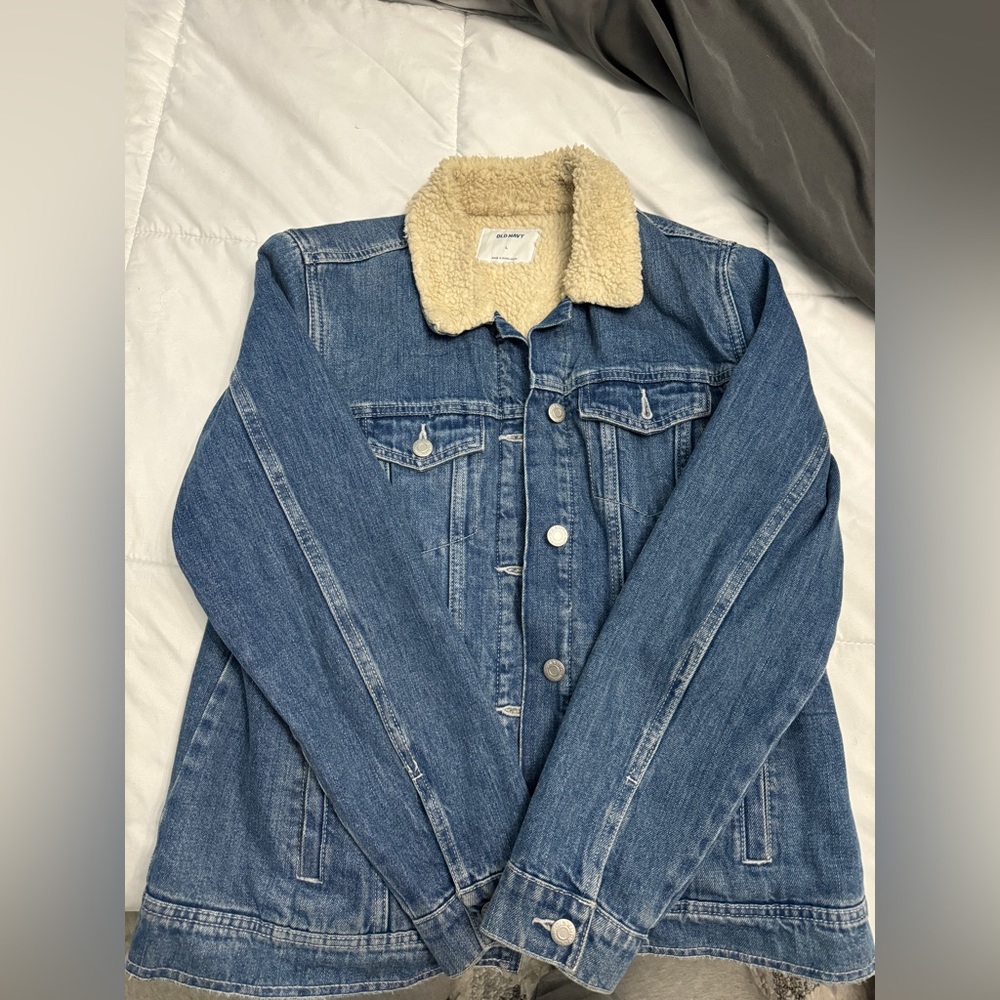 Old Navy Sherpa lined Denim jacket (men’s large) unisex jacket